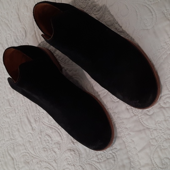 Frye black suede booties - Picture 2 of 6